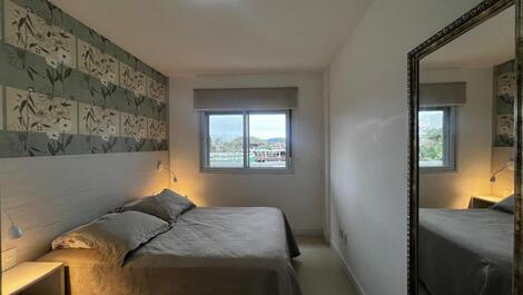 Apartamento Mobiliado com Varanda Gourmet em Jurerê