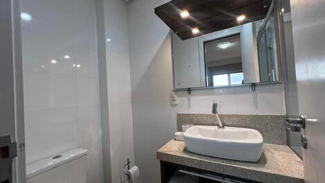 Apartamento Mobiliado com Varanda Gourmet em Jurerê