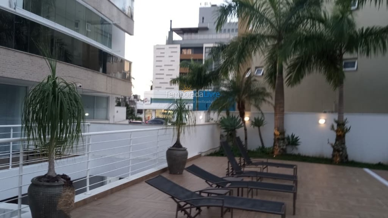 Apartamento para aluguel de temporada em Florianópolis (Jurere Tradicional)