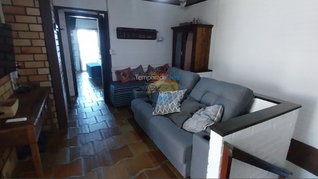 Casa para alquiler de vacaciones em Bombinhas (Praia de Bombas)
