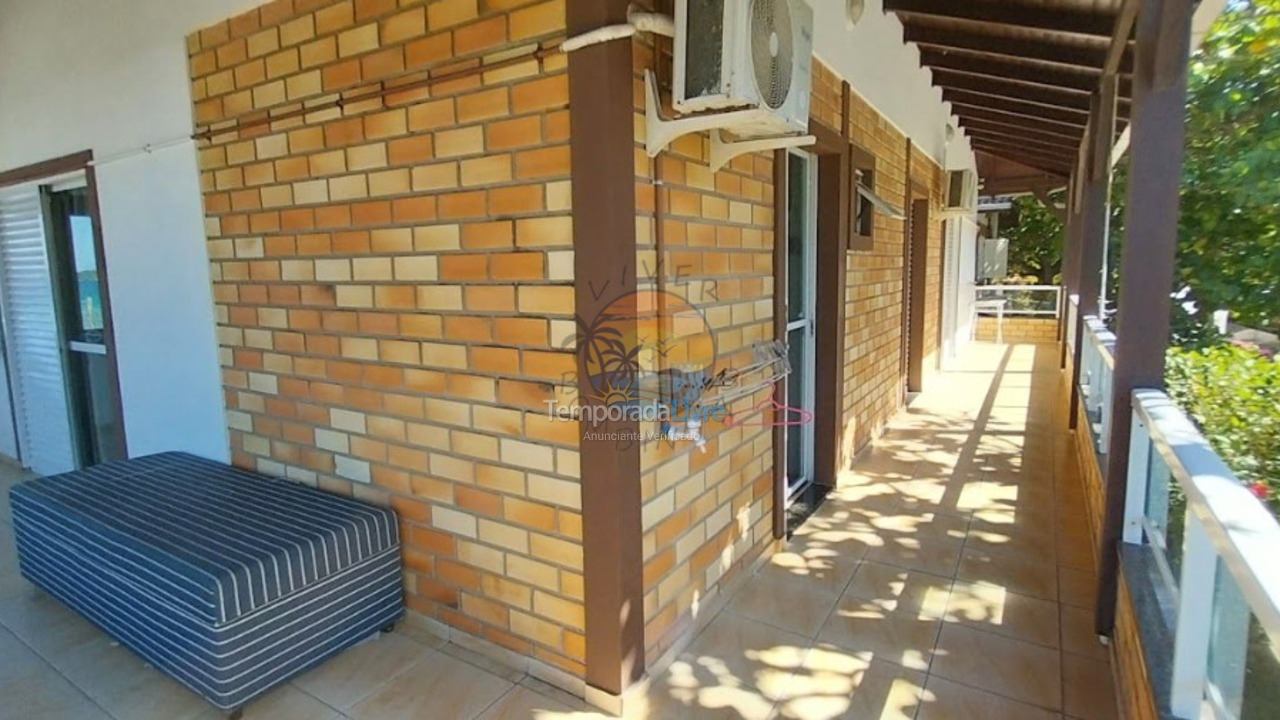Casa para alquiler de vacaciones em Bombinhas (Praia de Bombas)