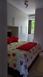 Suite casal com cama king ar condicionado e tv a cabo