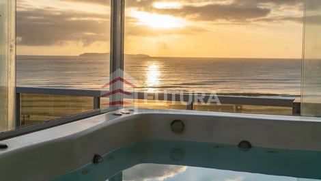 LA226F - DUPLEX PENTHOUSE WITH SEA VIEW - MARISCAL BOMBINHAS