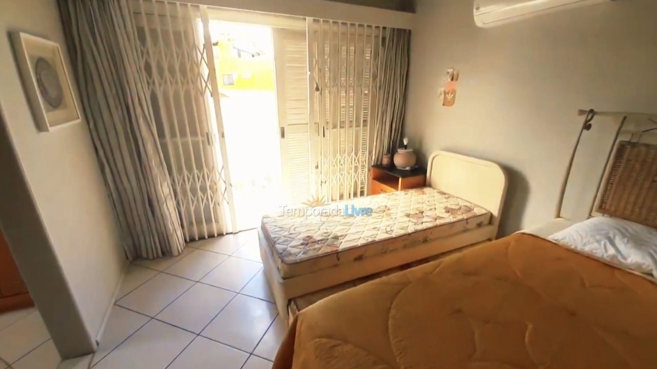 Casa para aluguel de temporada em Florianopolis (Praia dos Ingleses)