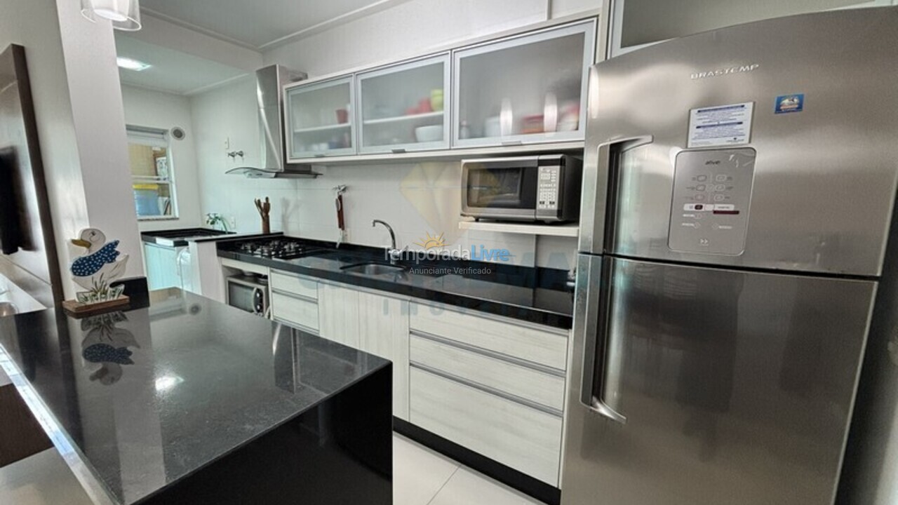 Apartment for vacation rental in Bombinhas (Praia de Bombas)