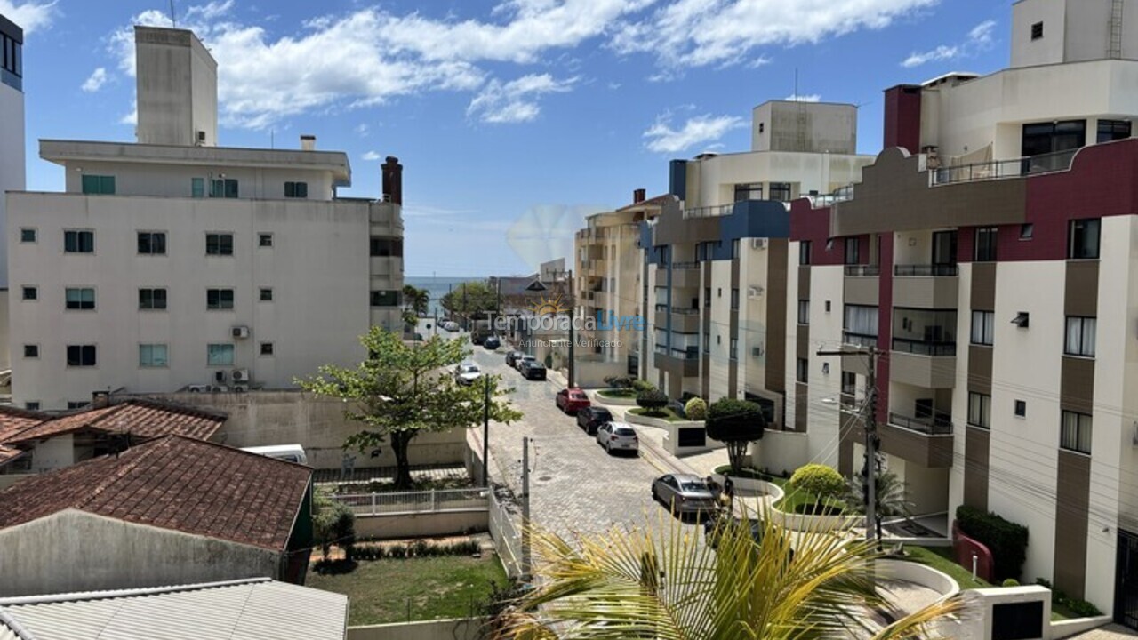 Apartment for vacation rental in Bombinhas (Praia de Bombas)