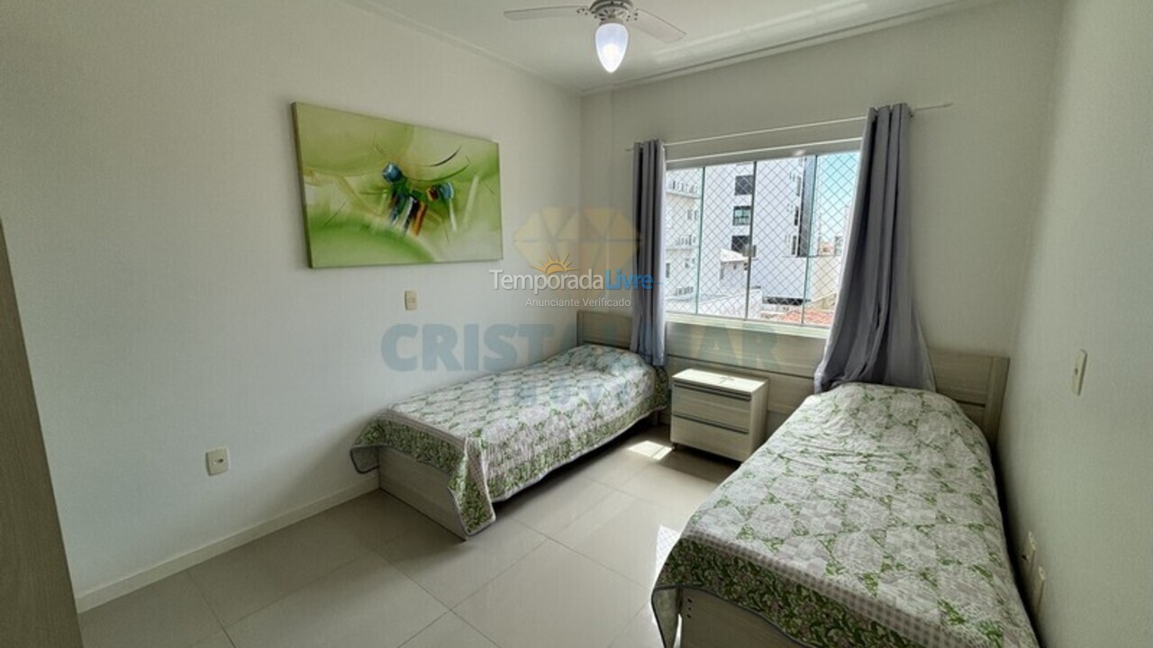 Apartment for vacation rental in Bombinhas (Praia de Bombas)