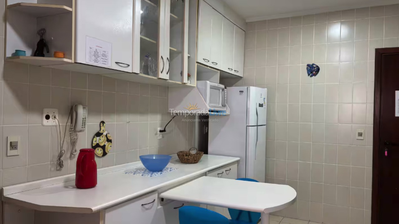 Apartamento para aluguel de temporada em Guarujá (Enseada)