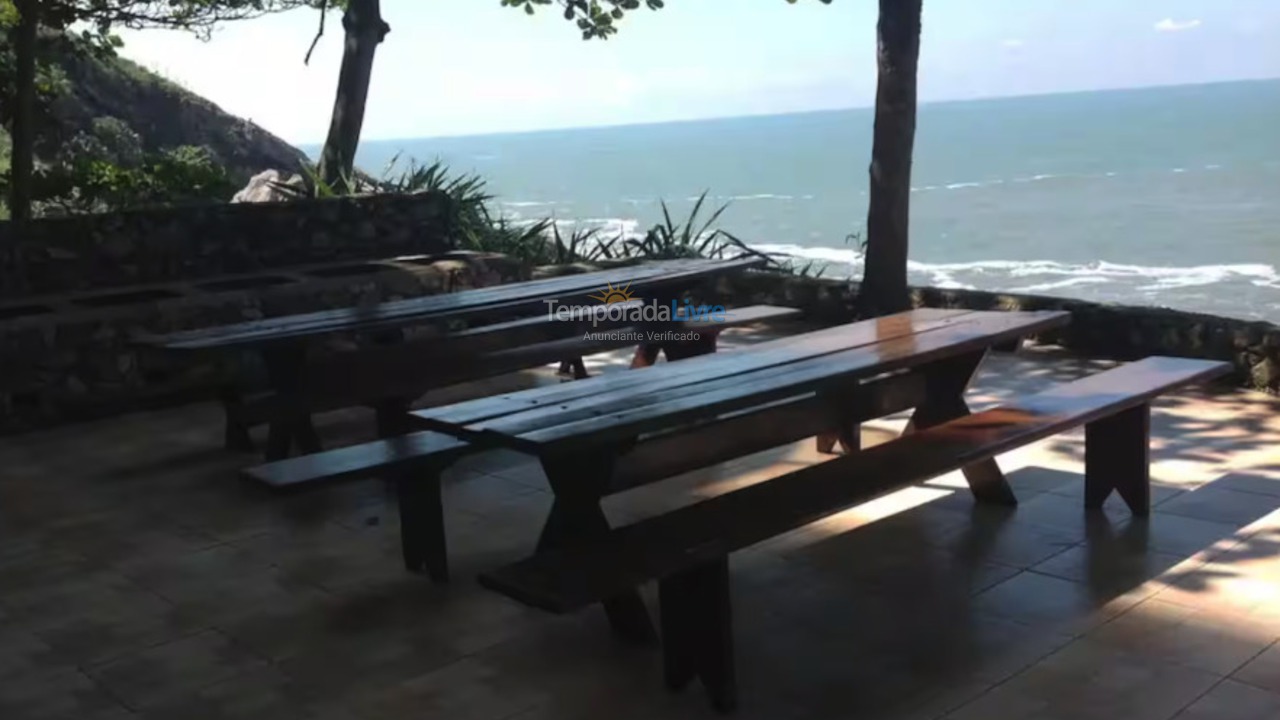 Apartamento para aluguel de temporada em Guarujá (Enseada)