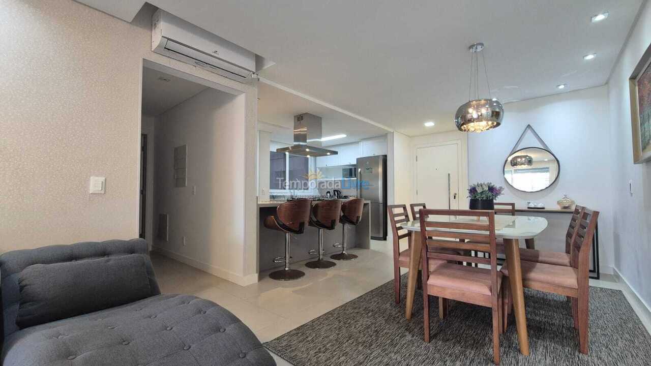 Apartamento para alquiler de vacaciones em Florianópolis (Jurere Tradicional)