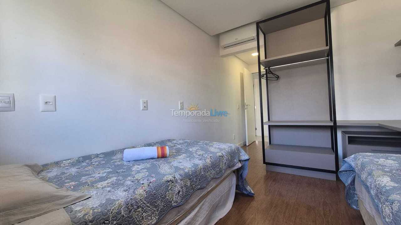 Apartamento para alquiler de vacaciones em Florianópolis (Jurere Tradicional)
