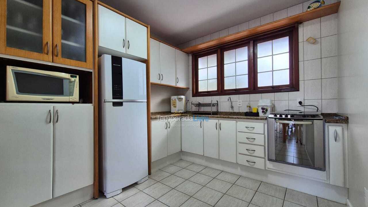 House for vacation rental in Florianopolis (Jurerê Internacional)