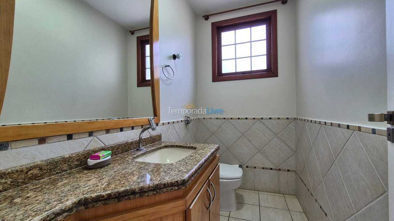 House for vacation rental in Florianopolis (Jurerê Internacional)