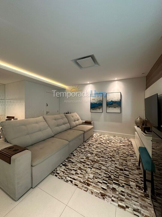 Apartamento para aluguel de temporada em Itapema (Meia Praia)