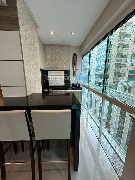Apartamento para aluguel de temporada em Itapema (Meia Praia)