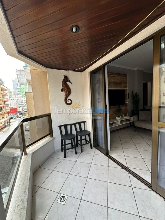 Apartamento para aluguel de temporada em Itapema (Meia Praia)
