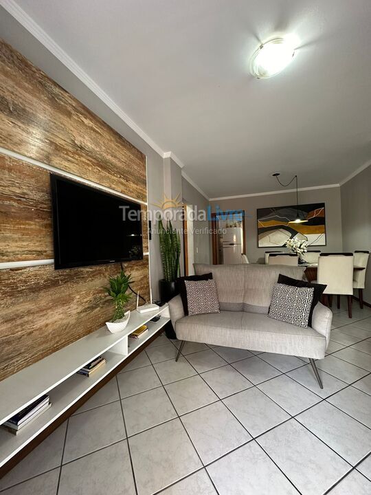Apartamento para aluguel de temporada em Itapema (Meia Praia)