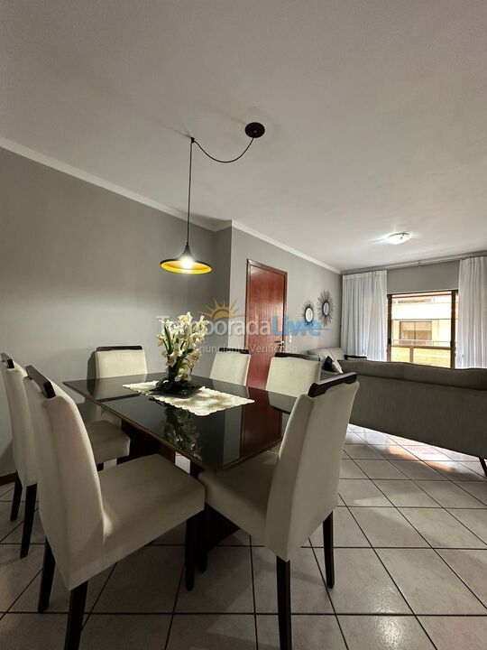 Apartamento para aluguel de temporada em Itapema (Meia Praia)