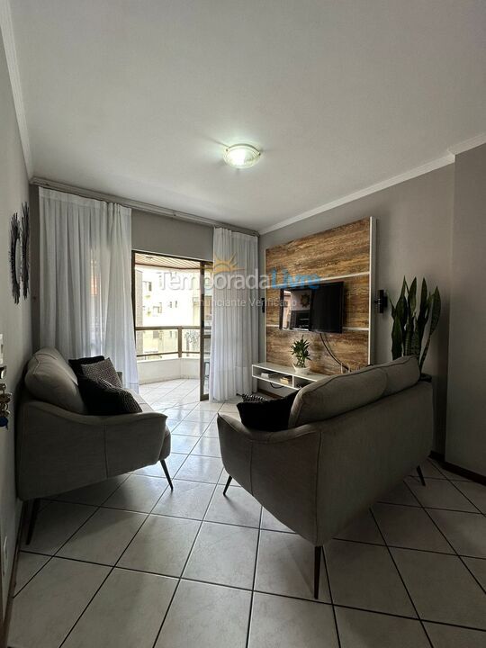 Apartamento para aluguel de temporada em Itapema (Meia Praia)