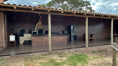 Propiedad en Igarapé con jacuzzi y piscina.