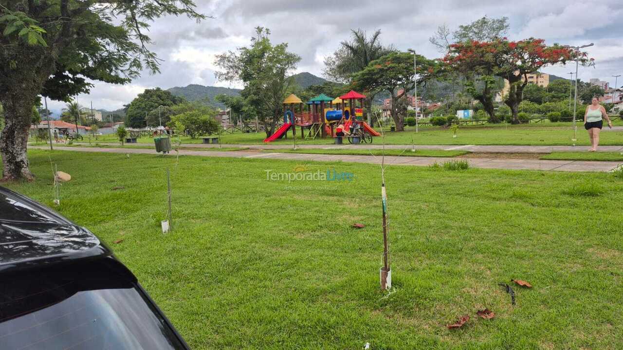Casa para alquiler de vacaciones em Caraguatatuba (Martim de Sá)