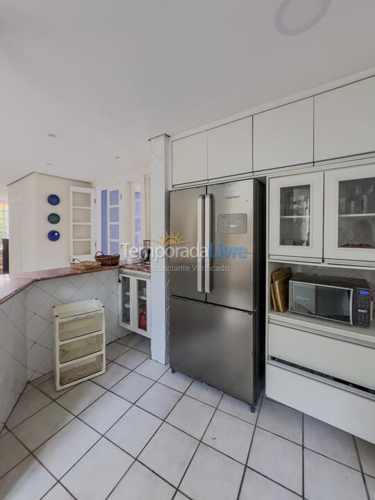 Casa para alquiler de vacaciones em São Sebastião (Juquehy)