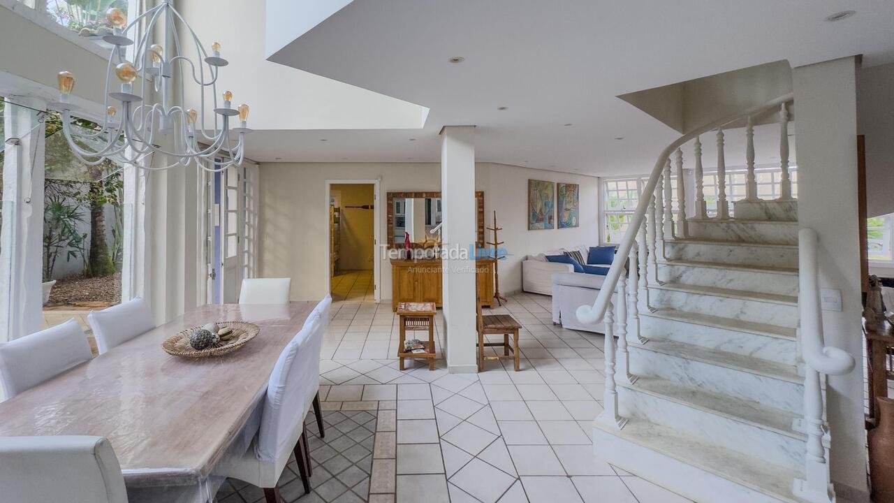 Casa para alquiler de vacaciones em São Sebastião (Juquehy)