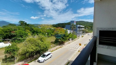 Large Apartment with 03 Bedrooms - 200 Meters to the Beach