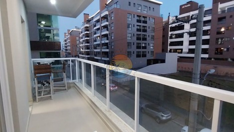 Apartment in the central beach area - easy access to general commerce.