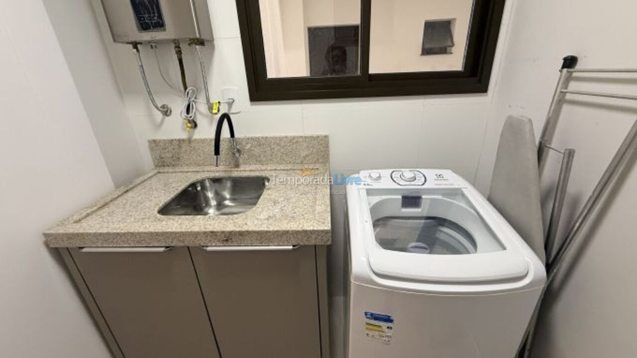 Apartamento para aluguel de temporada em Bombinhas (Praia de Bombas)