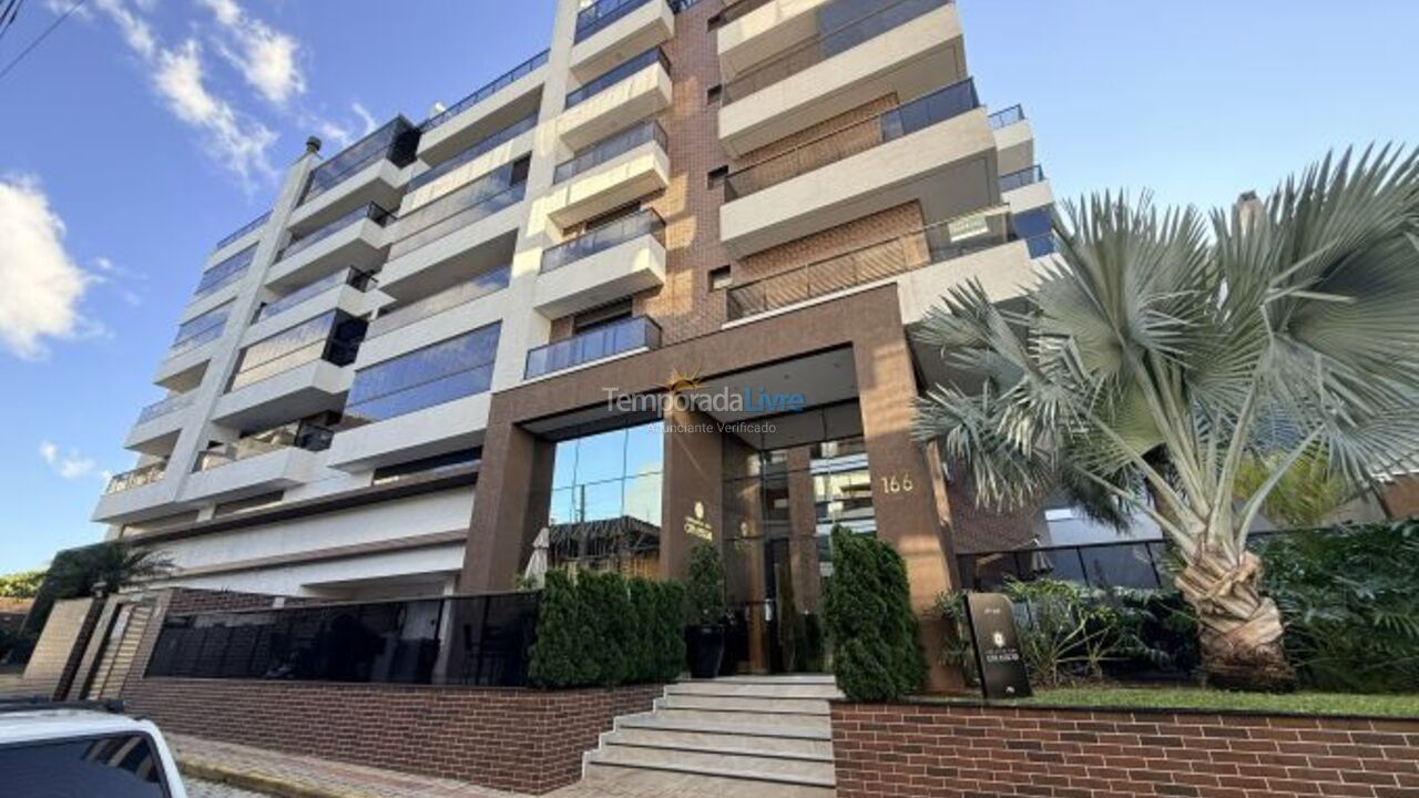 Apartamento para aluguel de temporada em Bombinhas (Praia de Bombas)