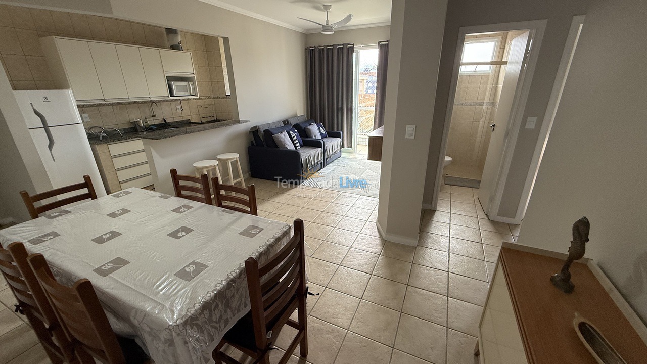 Apartamento para aluguel de temporada em Ubatuba (Praia Grande)