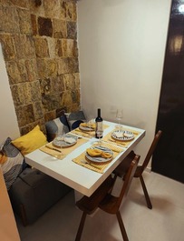 Saleta de refeições ou home-office 