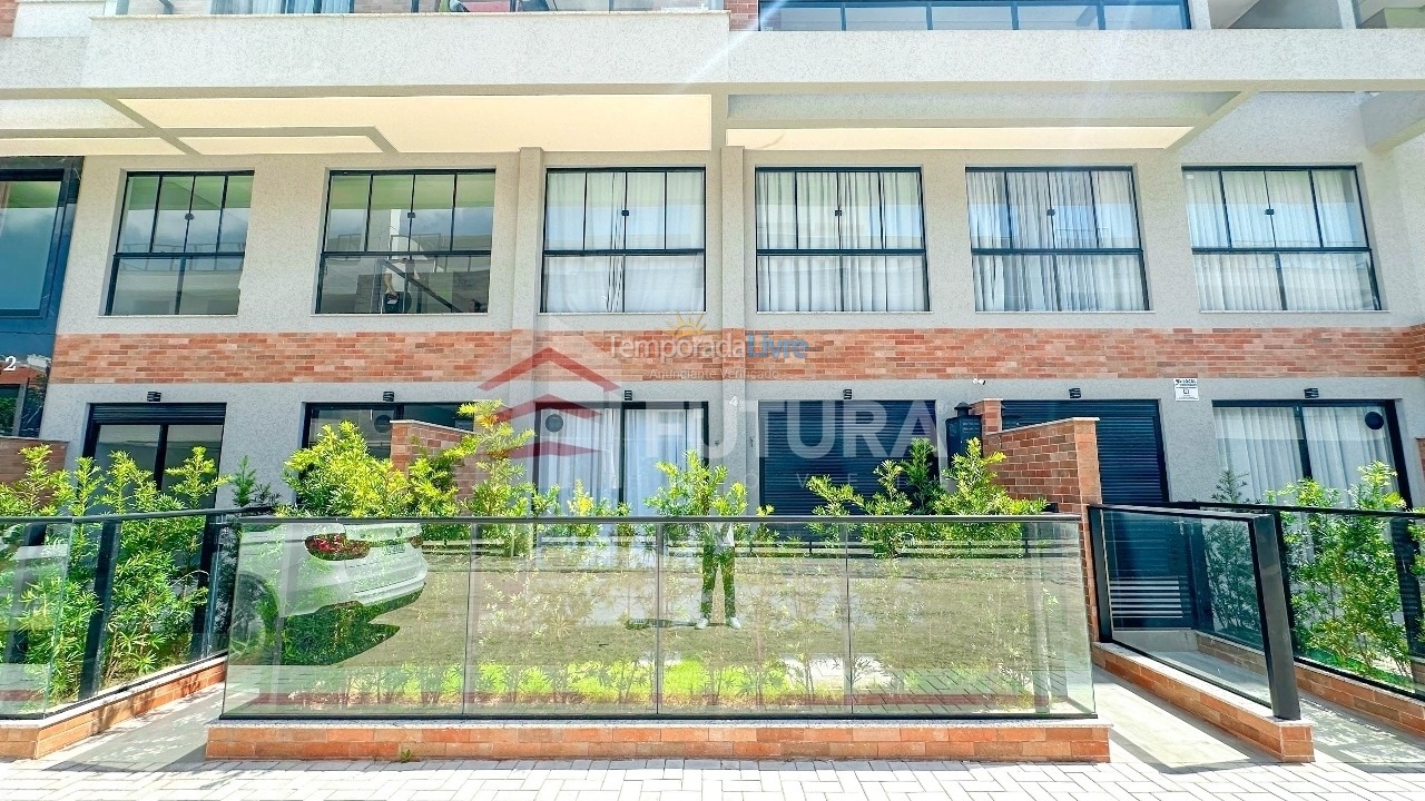 Apartamento para aluguel de temporada em Bombinhas (Canto Grande)