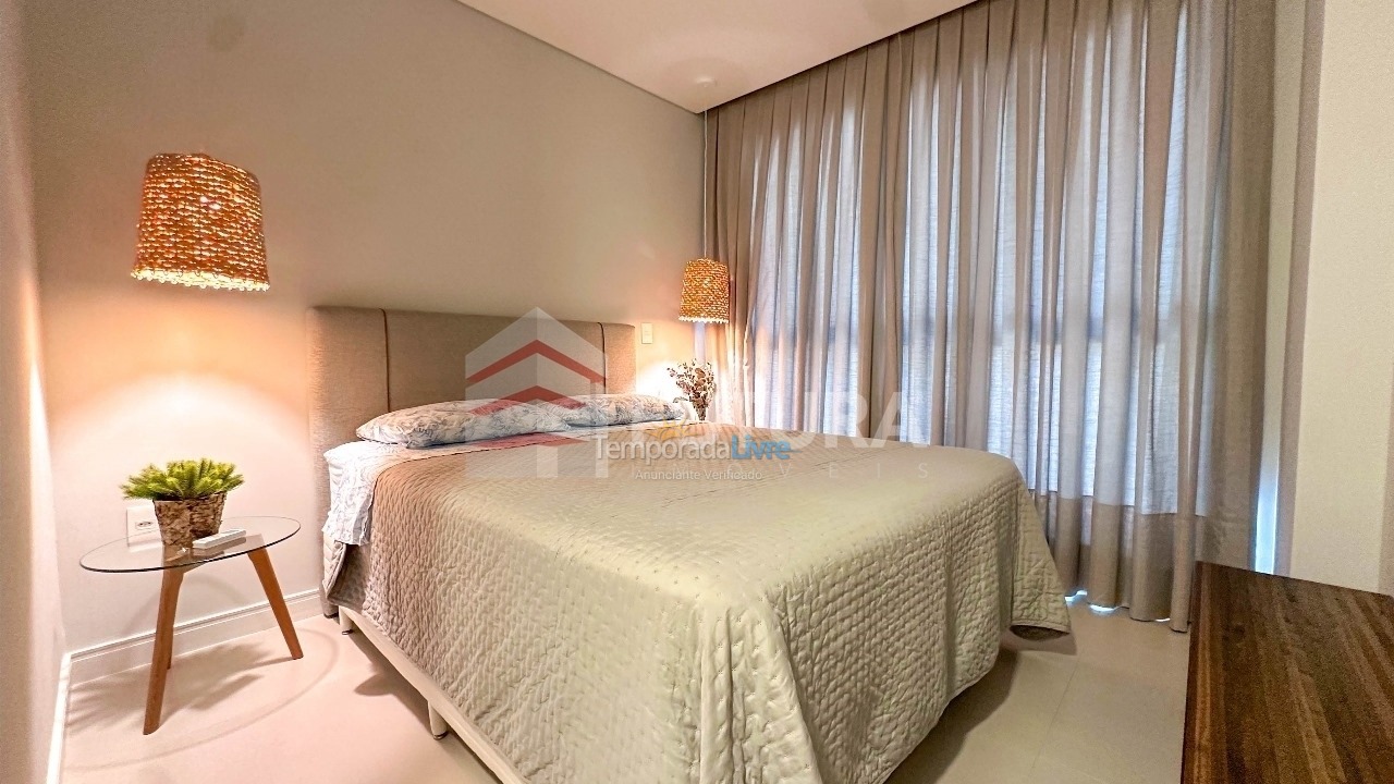 Apartamento para aluguel de temporada em Bombinhas (Canto Grande)