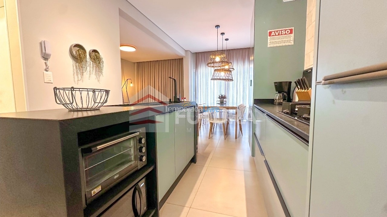 Apartamento para aluguel de temporada em Bombinhas (Canto Grande)