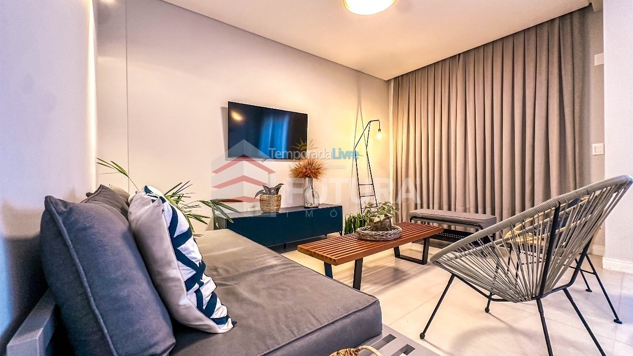 Apartamento para aluguel de temporada em Bombinhas (Canto Grande)