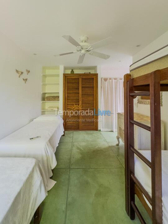 House for vacation rental in São Sebastião (Praia da Baleia)