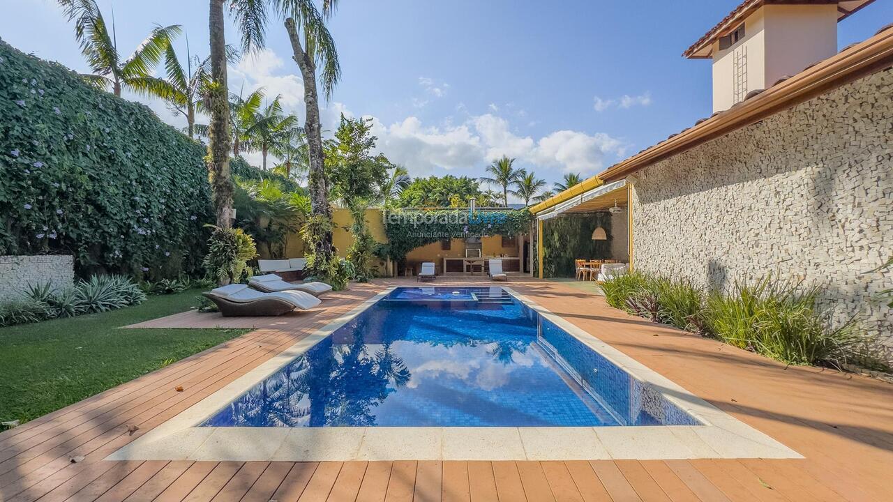 House for vacation rental in São Sebastião (Praia da Baleia)