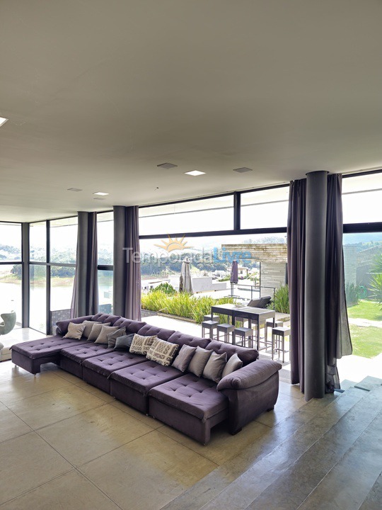 Casa para alquiler de vacaciones em Joanópolis (Joanópolis)