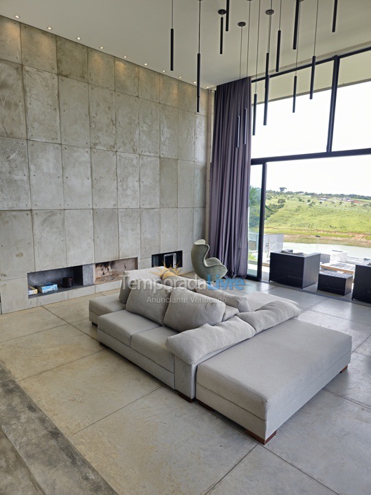 Casa para alquiler de vacaciones em Joanópolis (Joanópolis)