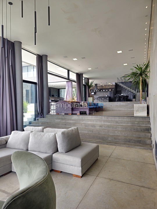 Casa para alquiler de vacaciones em Joanópolis (Joanópolis)