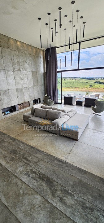 Casa para alquiler de vacaciones em Joanópolis (Joanópolis)