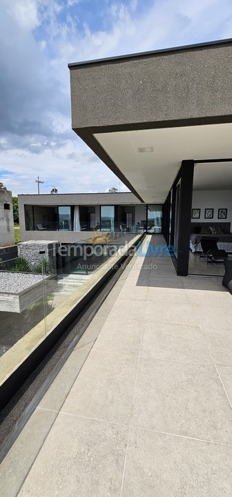 Casa para alquiler de vacaciones em Joanópolis (Joanópolis)