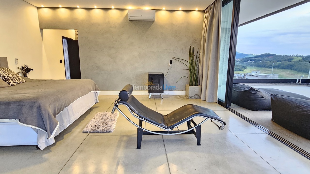 Casa para alquiler de vacaciones em Joanópolis (Joanópolis)