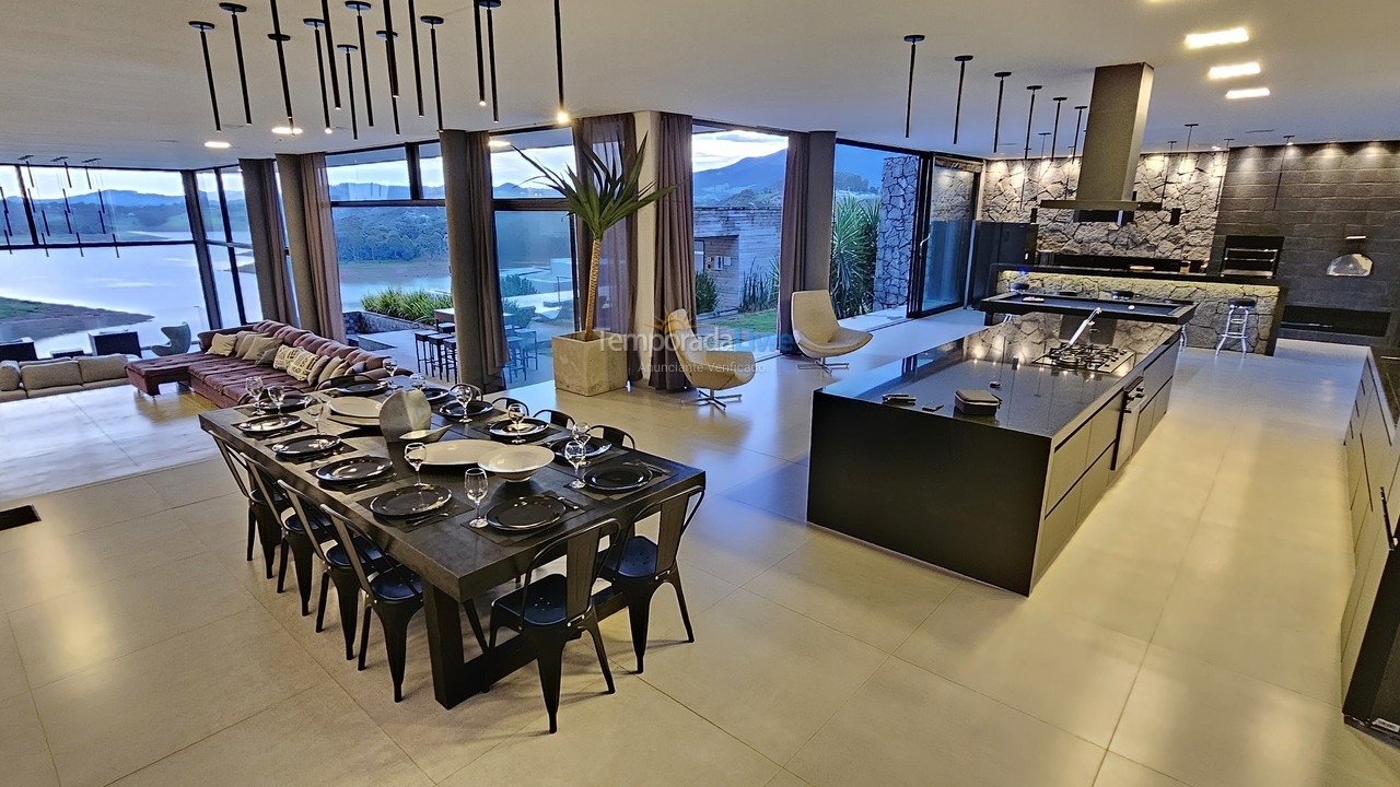 Casa para alquiler de vacaciones em Joanópolis (Joanópolis)