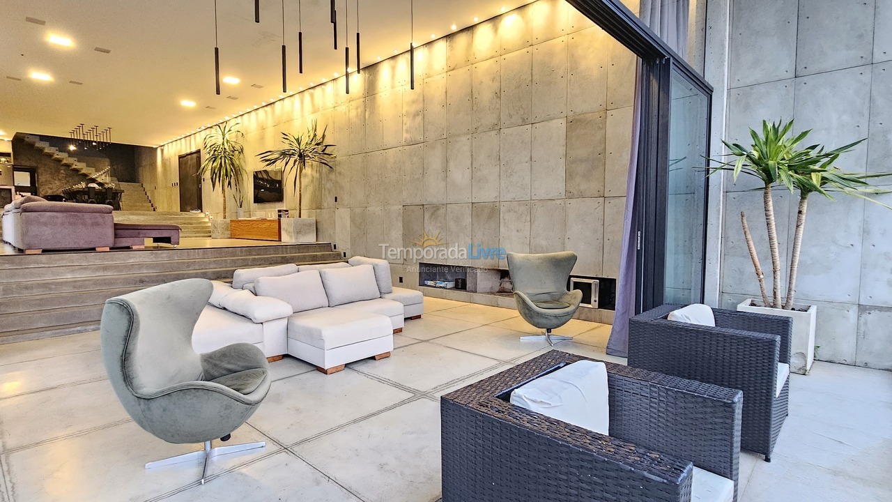 Casa para alquiler de vacaciones em Joanópolis (Joanópolis)