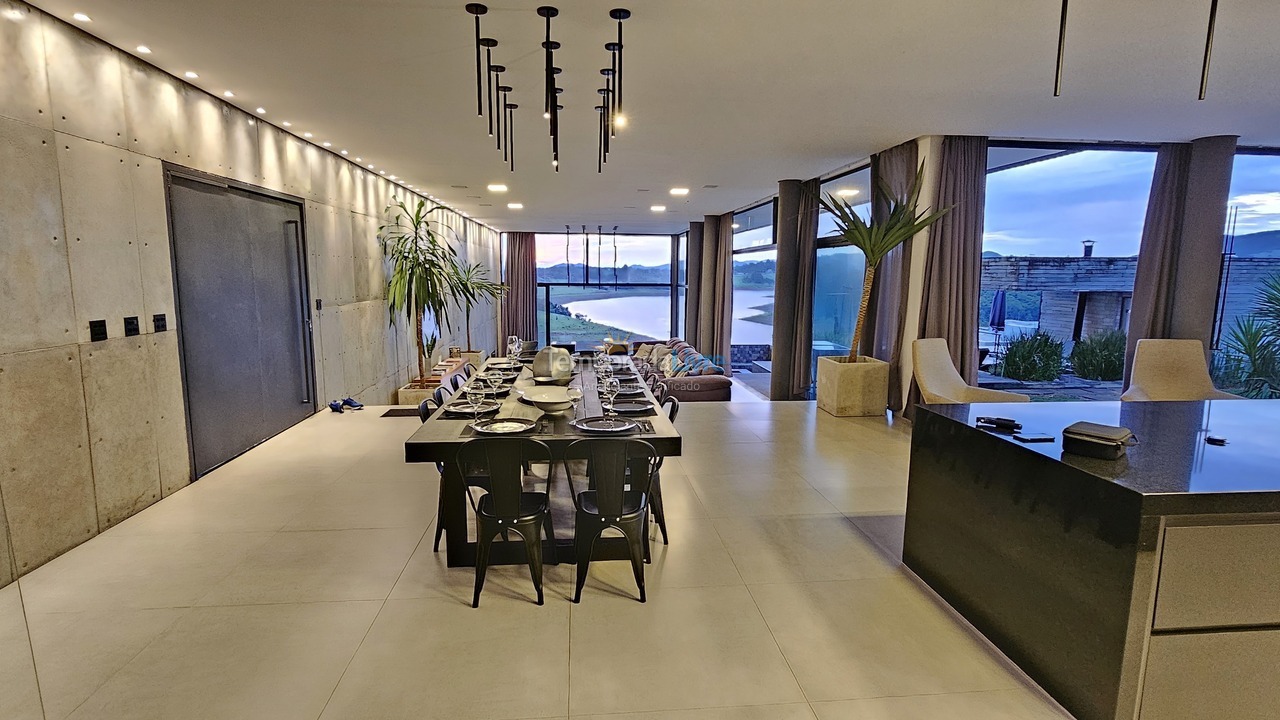 Casa para alquiler de vacaciones em Joanópolis (Joanópolis)
