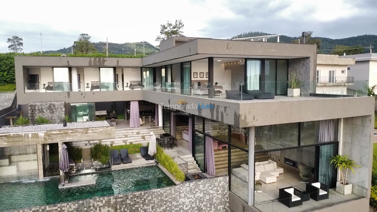 Casa para alquiler de vacaciones em Joanópolis (Joanópolis)