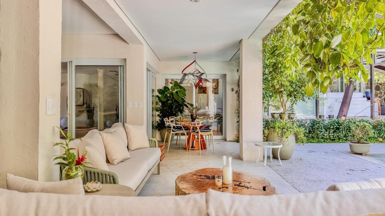 House for vacation rental in São Sebastião (Praia da Baleia)